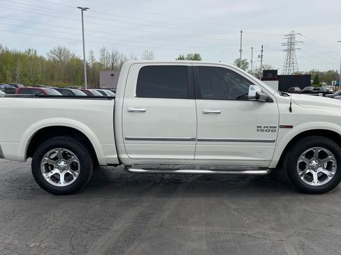 Used 2018 RAM 1500 Laramie AWD/4WD image 4