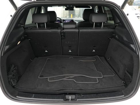 Used 2025 Mercedes-Benz GLA 250 image 21