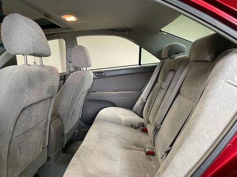 Used 2004 Toyota Camry LE image 13