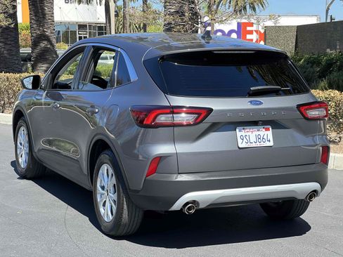 Used 2023 Ford Escape Active FWD image 2
