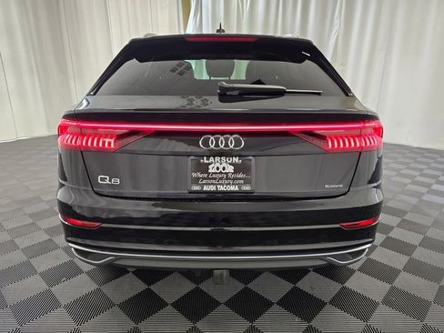 Used 2023 Audi Q8 Prestige image 5