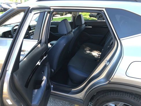 Used 2024 Kia Seltos S AWD/4WD image 23