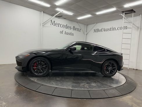 Used 2023 Nissan Z Performance w/ Floor Mat Package (L93) image 4