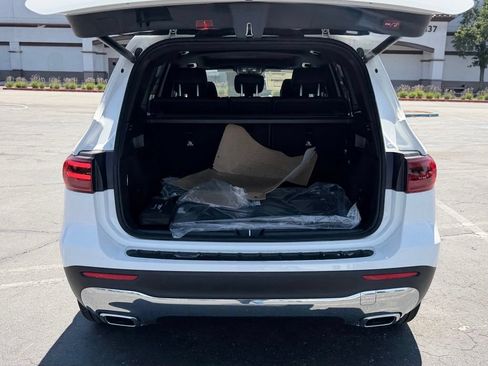 New 2026 Mercedes-Benz GLB 250 image 12