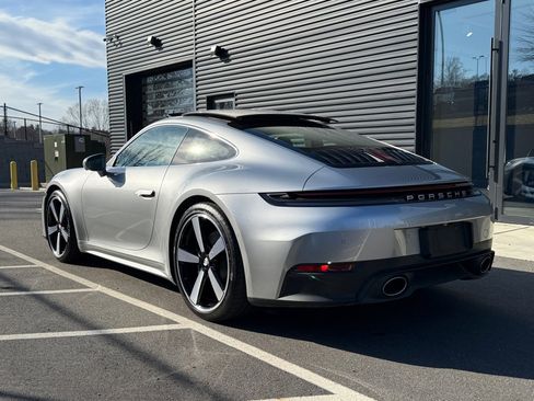 Certified 2025 Porsche 911 Carrera image 3