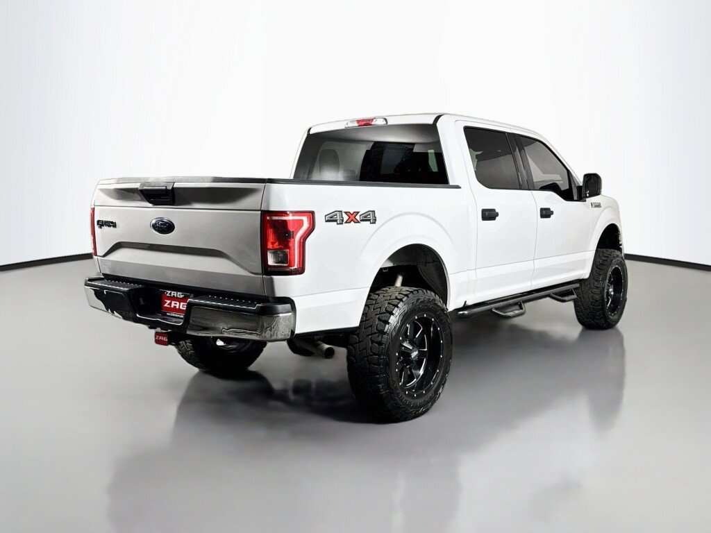 Used 2017 Ford F150 XLT AWD/4WD image 5