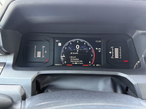 Certified 2024 Toyota Tacoma SR5 AWD/4WD image 11