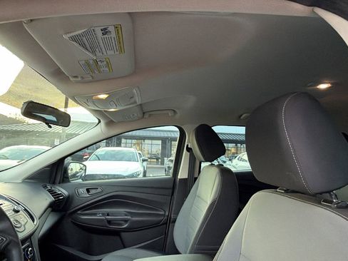 Used 2017 Ford Escape S image 15