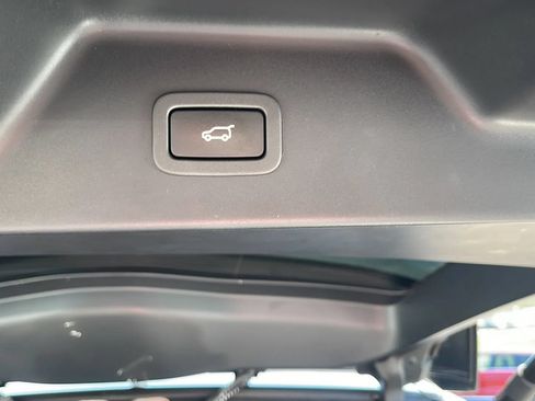 Used 2020 Land Rover Range Rover HSE AWD/4WD image 32