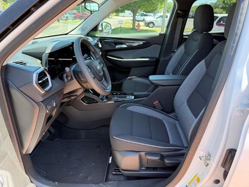 New 2026 Chevrolet TrailBlazer LT FWD image 10