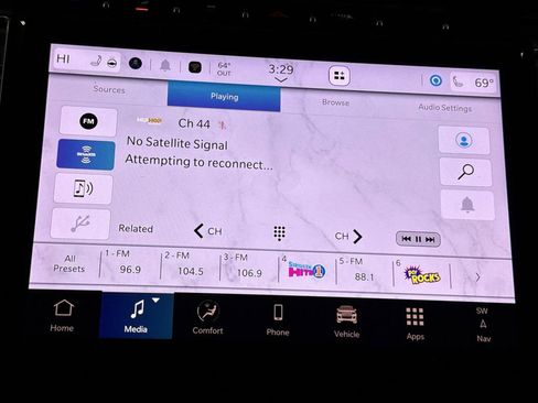 New 2025 Jeep Grand Cherokee Limited 4xe image 14