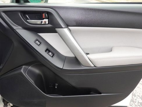 Used 2014 Subaru Forester 2.5i Limited w/ Popular Package #2 image 24