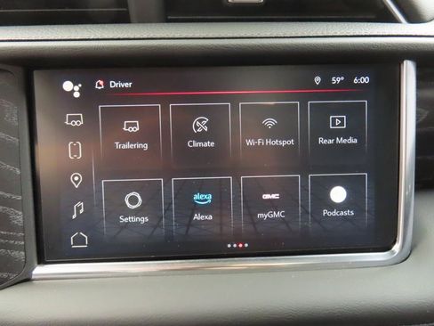 Used 2024 GMC Yukon Denali w/ Denali Reserve Package image 23