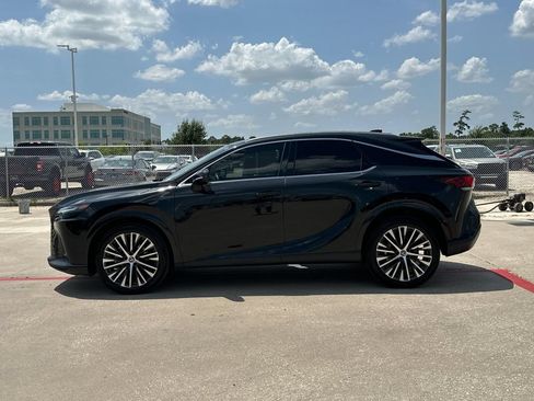 Used 2023 Lexus RX 350 w/ Accessory Package (Z1) AWD/4WD image 3