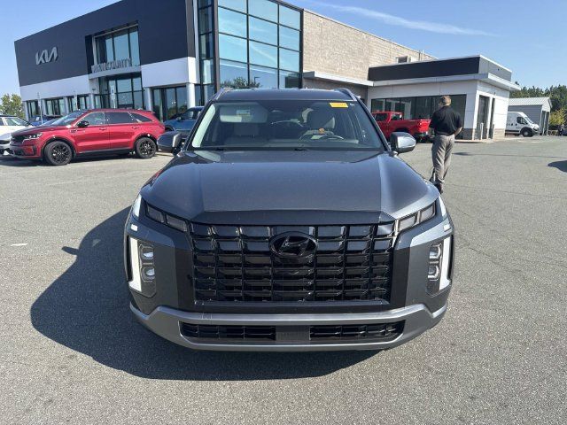 Used 2024 Hyundai Palisade SEL AWD/4WD image 2