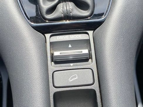 Certified 2023 Honda HR-V LX image 20