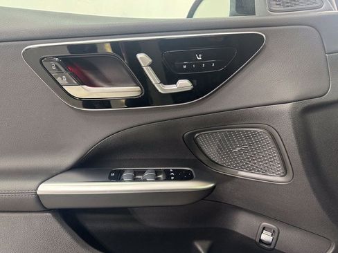 Certified 2025 Mercedes-Benz C 300 4MATIC Sedan image 6