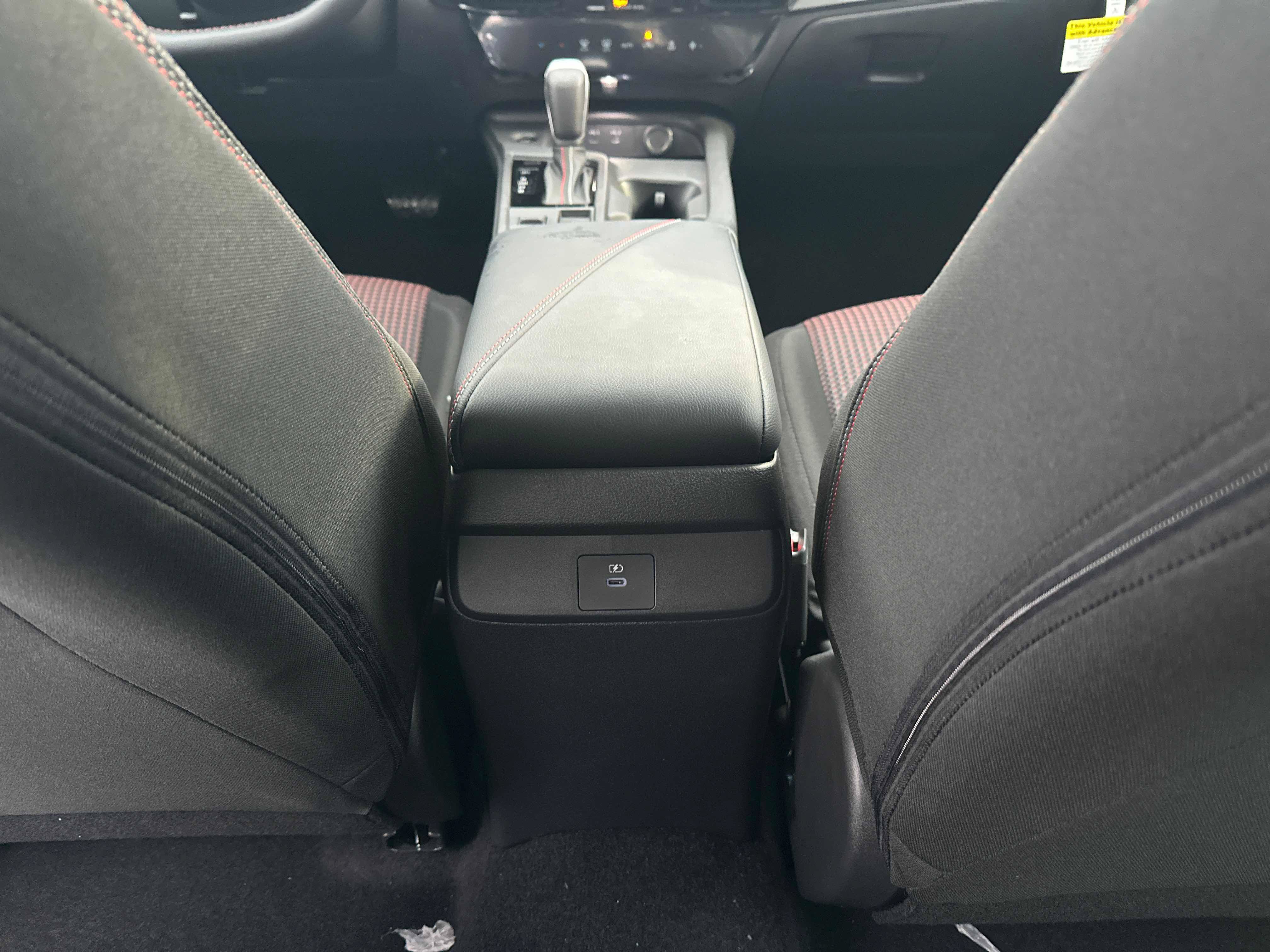 New 2027 Nissan Sentra SR w/ Floor Mat Package FWD image 27