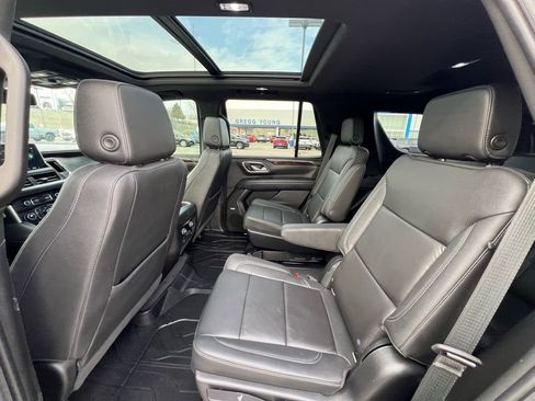 Used 2022 Chevrolet Tahoe Z71 w/ Luxury Package image 23