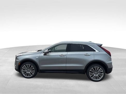 Used 2024 Cadillac XT4 Premium Luxury AWD/4WD image 9