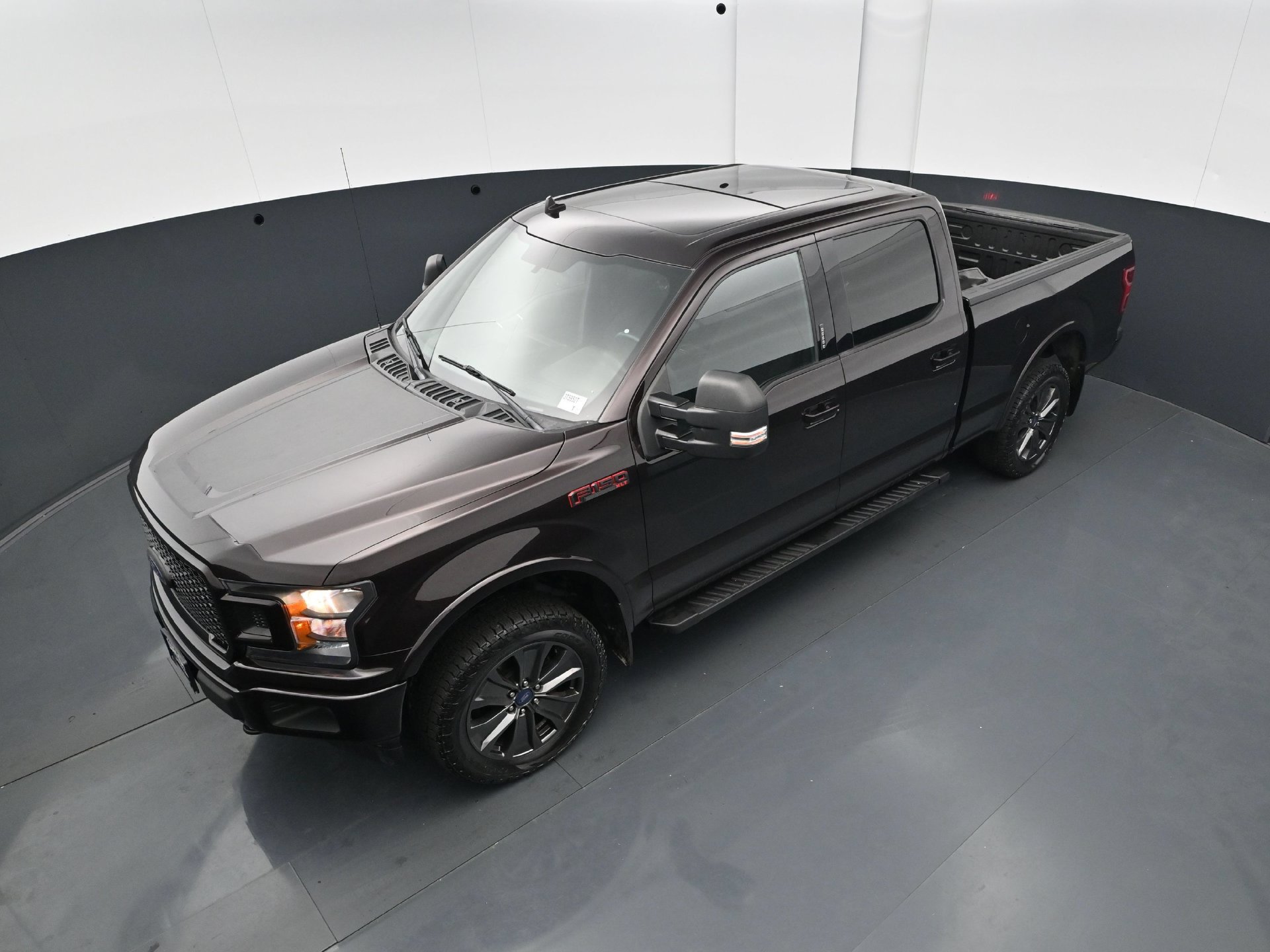 Used 2018 Ford F150 XLT w/ Equipment Group 302A Luxury AWD/4WD image 39