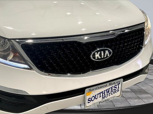 Used 2016 Kia Sportage LX AWD/4WD image 30