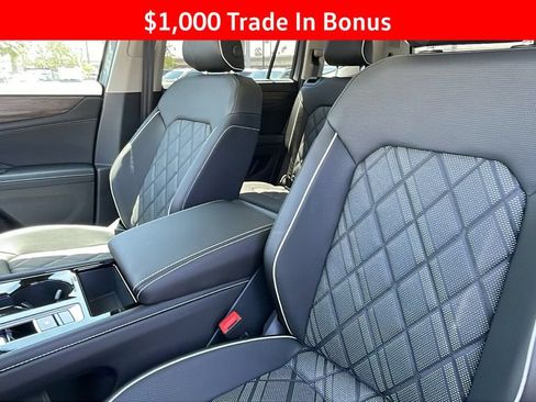 New 2025 Volkswagen Atlas SEL Premium R-Line AWD/4WD image 15