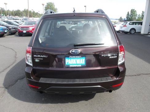 Used 2013 Subaru Forester 2.5X w/ Alloy Wheel Pkg AWD/4WD image 4