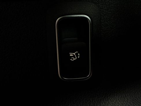 Used 2025 Mercedes-Benz GLA 250 image 25