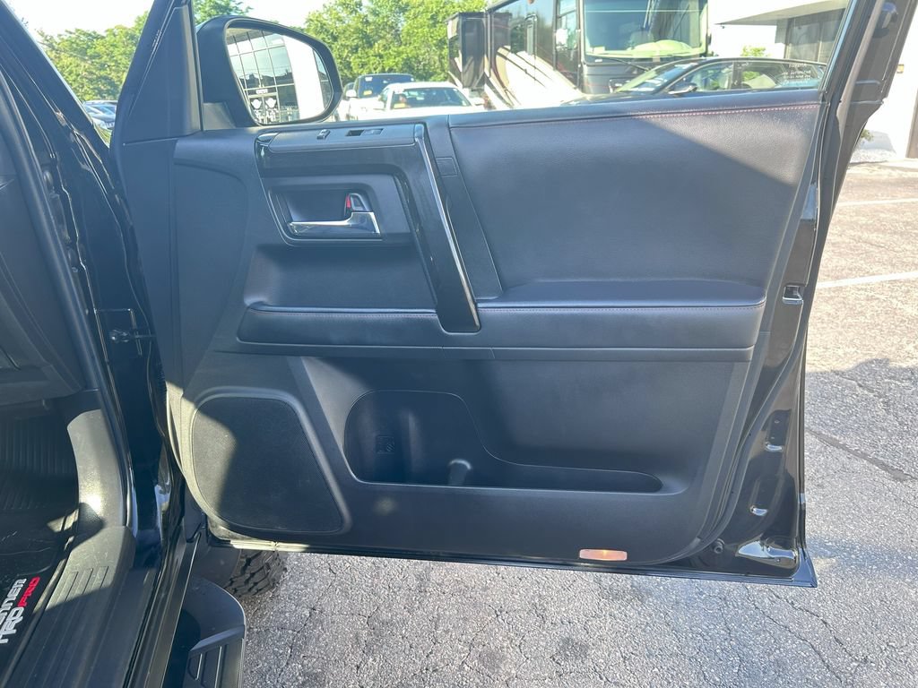 Used 2021 Toyota 4Runner TRD Pro AWD/4WD image 29