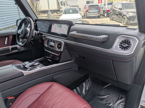 Used 2024 Mercedes-Benz G 63 AMG 4MATIC image 28