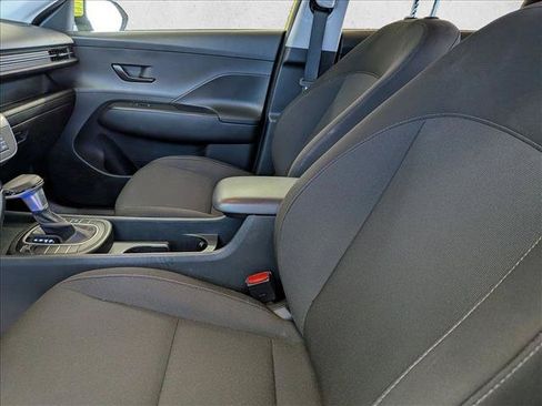 Used 2024 Hyundai Kona SEL FWD image 14