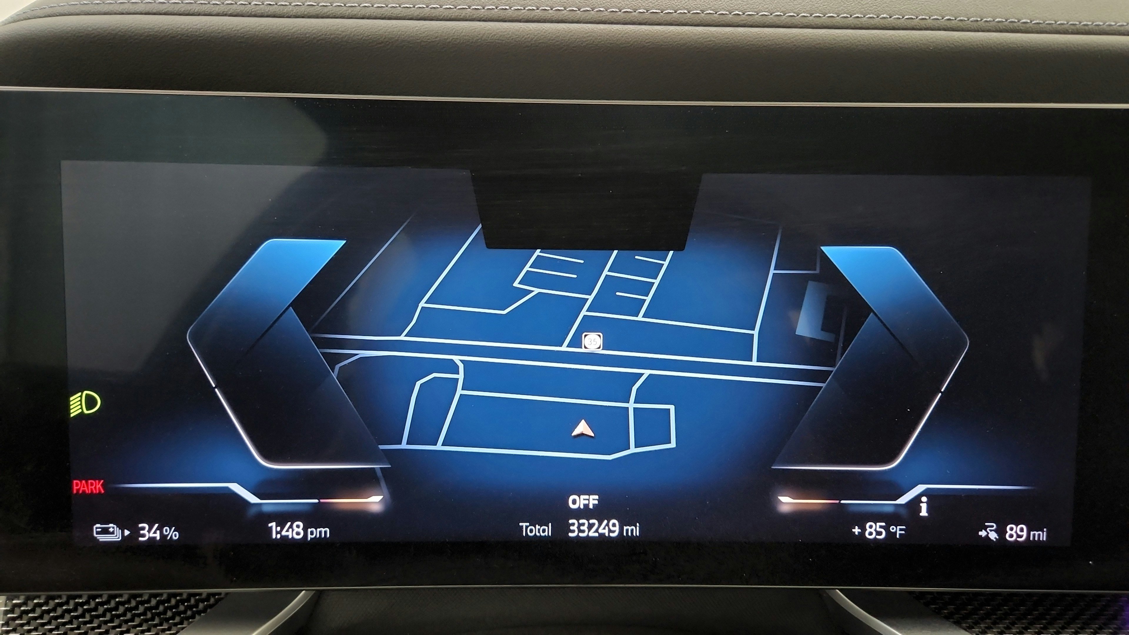 Used 2023 BMW i7 xDrive60 w/ Parking Assistance Package AWD/4WD image 17