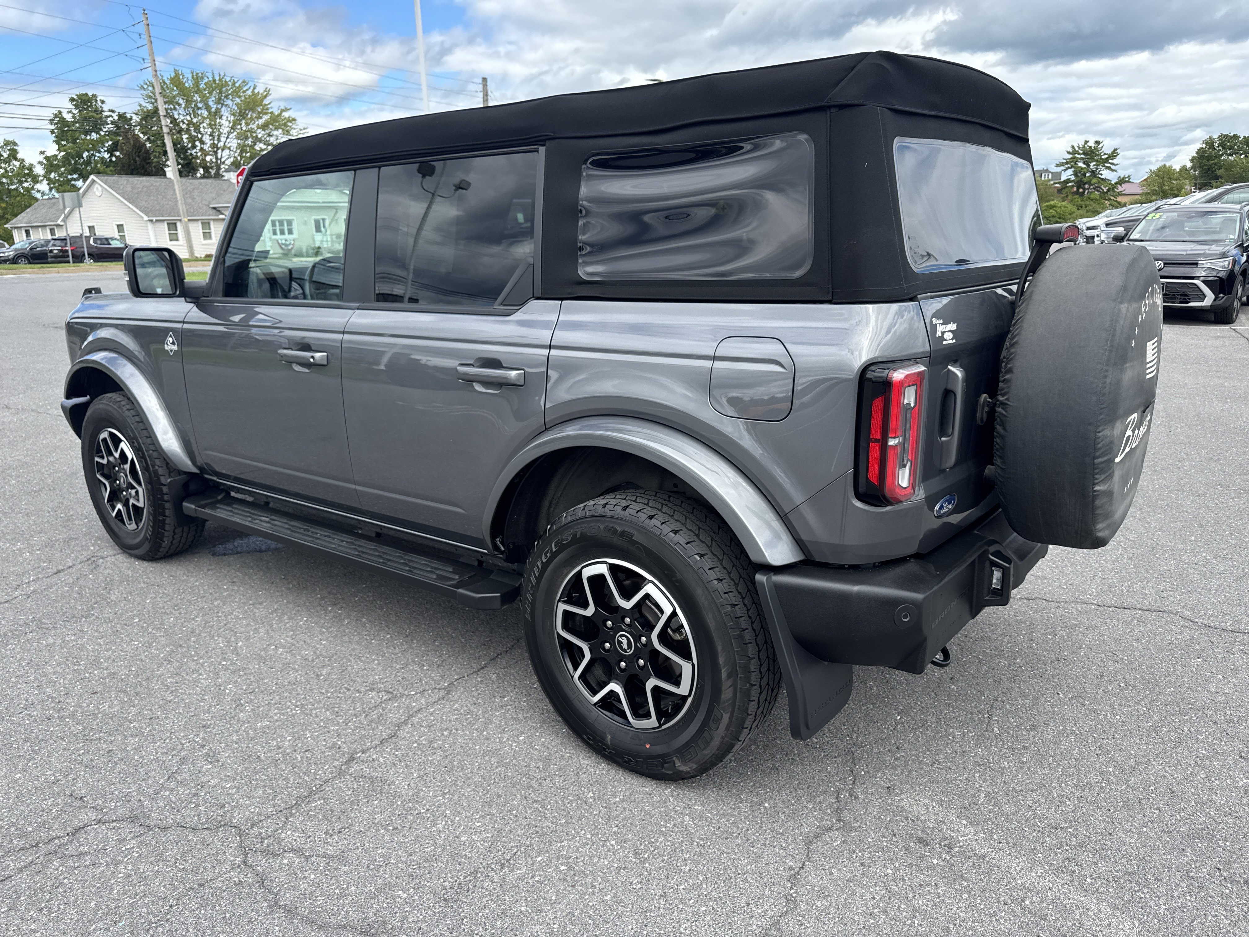 Used 2024 Ford Bronco Outer Banks AWD/4WD image 6