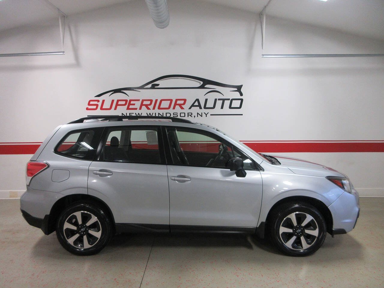 Used 2017 Subaru Forester 2.5i w/ Alloy Wheel Package AWD/4WD image 5