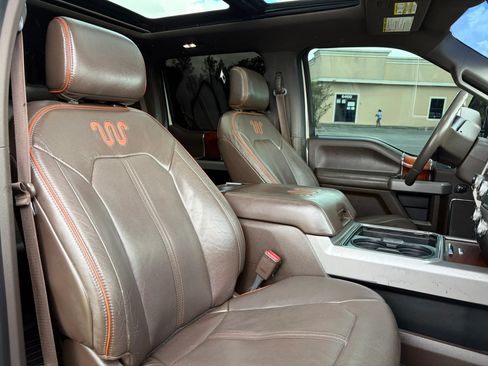Used 2017 Ford F350 King Ranch w/ King Ranch Ultimate Package AWD/4WD image 19