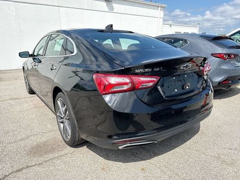 Used 2020 Chevrolet Malibu Premier FWD image 3