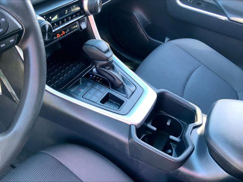 Used 2024 Toyota RAV4 LE image 15