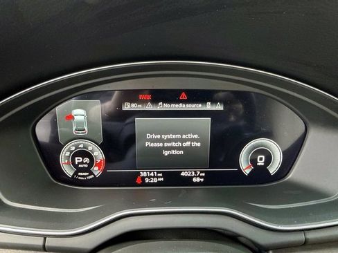 Used 2021 Audi Q5 Premium Plus w/ Premium Plus Package image 32