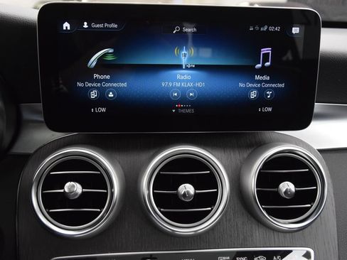 Certified 2022 Mercedes-Benz GLC 300 image 26
