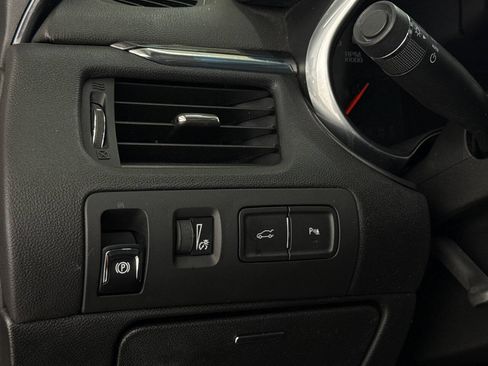 Used 2019 Chevrolet Impala Premier FWD image 43
