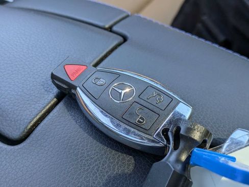 Used 2017 Mercedes-Benz E 400 4MATIC Coupe image 28