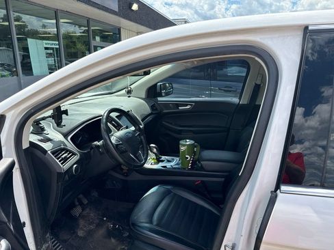 Used 2018 Ford Edge SEL w/ Canadian Touring Package AWD/4WD image 8