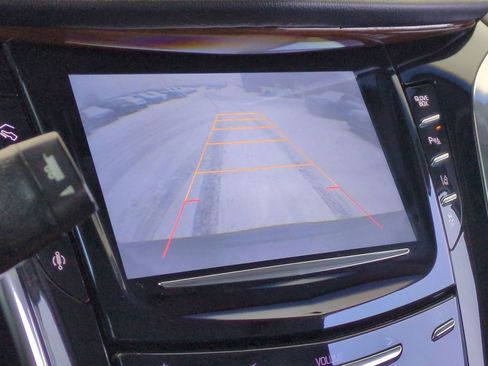 Used 2015 Cadillac Escalade Luxury image 34