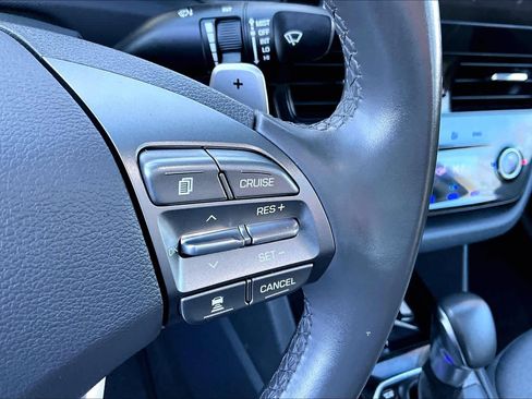 Used 2022 Hyundai Ioniq SEL image 24