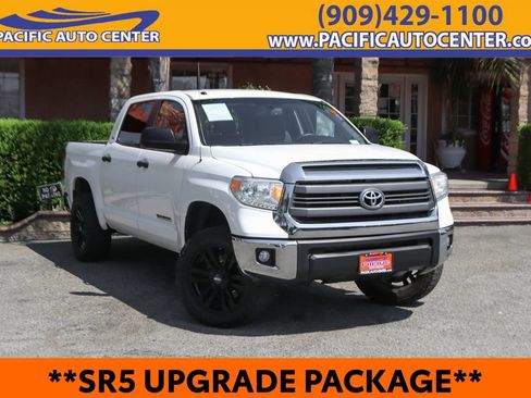 Used 2015 Toyota Tundra SR5 w/ SR5 Upgrade Package RWD image 1