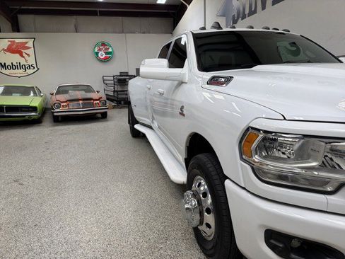 Used 2020 RAM 3500 Big Horn w/ Level 1 Equipment Group image 37