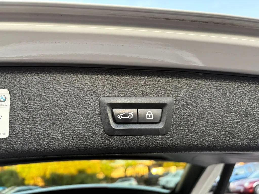 Used 2016 BMW X3 sDrive28i RWD image 13