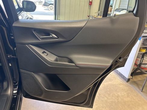 Used 2025 Chevrolet Equinox RS w/ Convenience Package III image 28