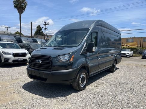 Used 2019 Ford Transit 250 148 High Roof Extended RWD image 1